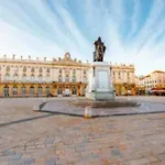 Duplex A Proximite De La Place Stanislas *