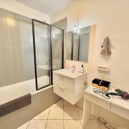 Duplex A Proximite De La Place Stanislas Apartment Heillecourt