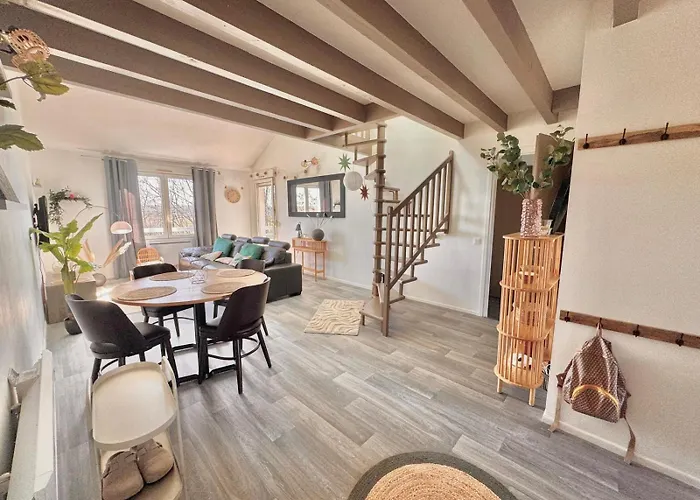 Duplex A Proximite De La Place Stanislas Heillecourt